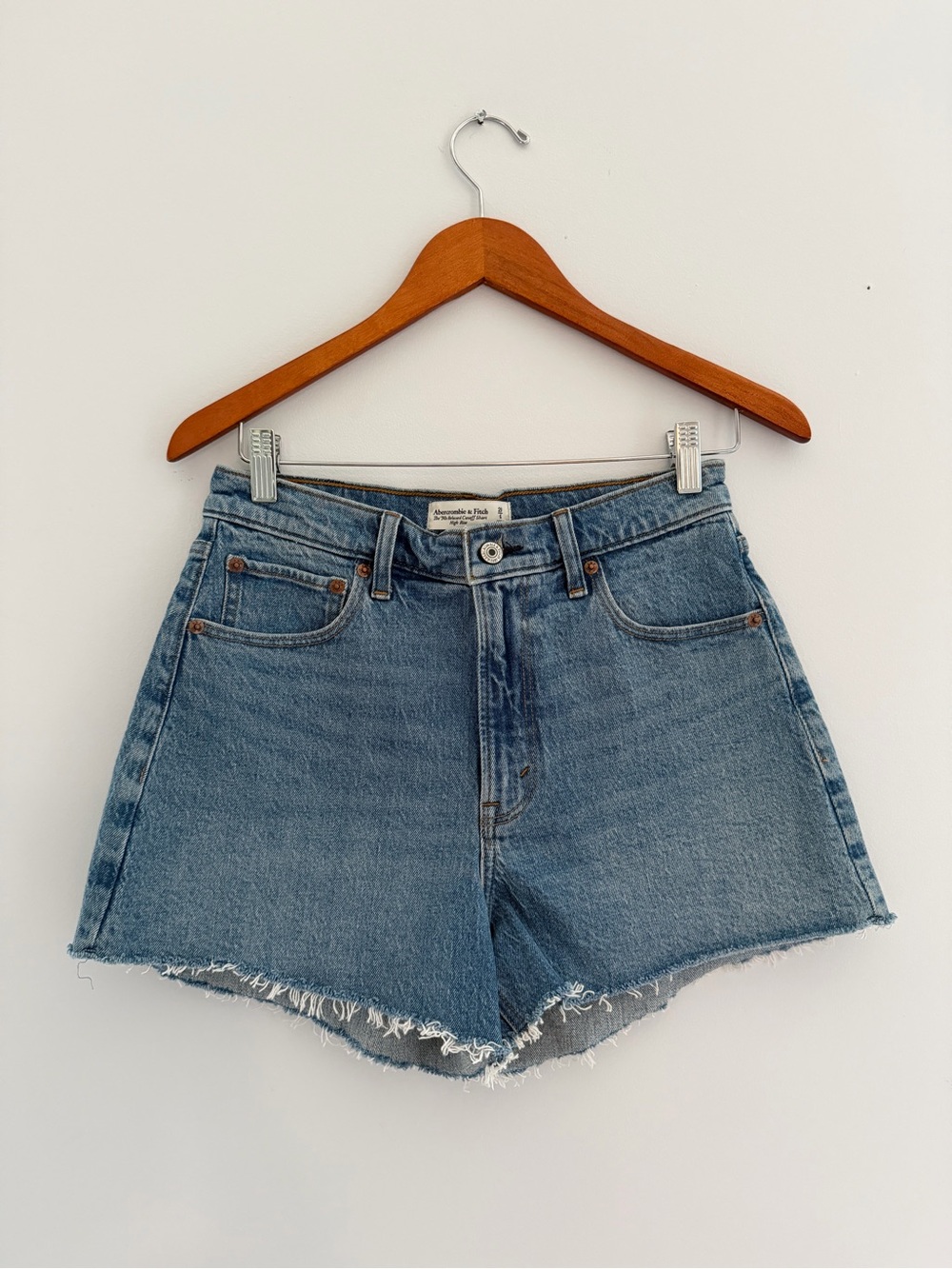 Abercrombie & Fitch 90’s Relaxed Cutoff Short High Rise Size 28/6